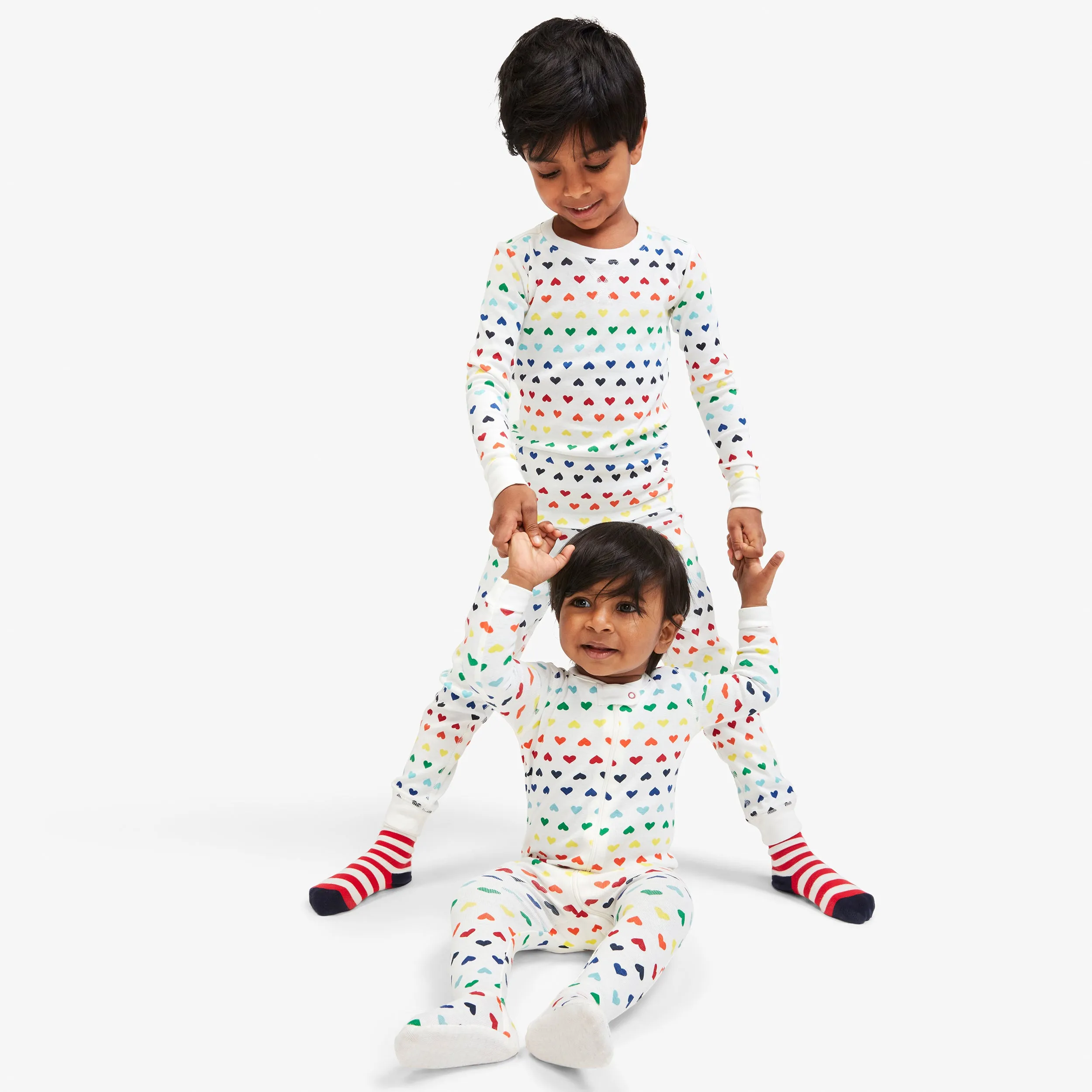 Clearance baby organic zip footie in rainbow heart