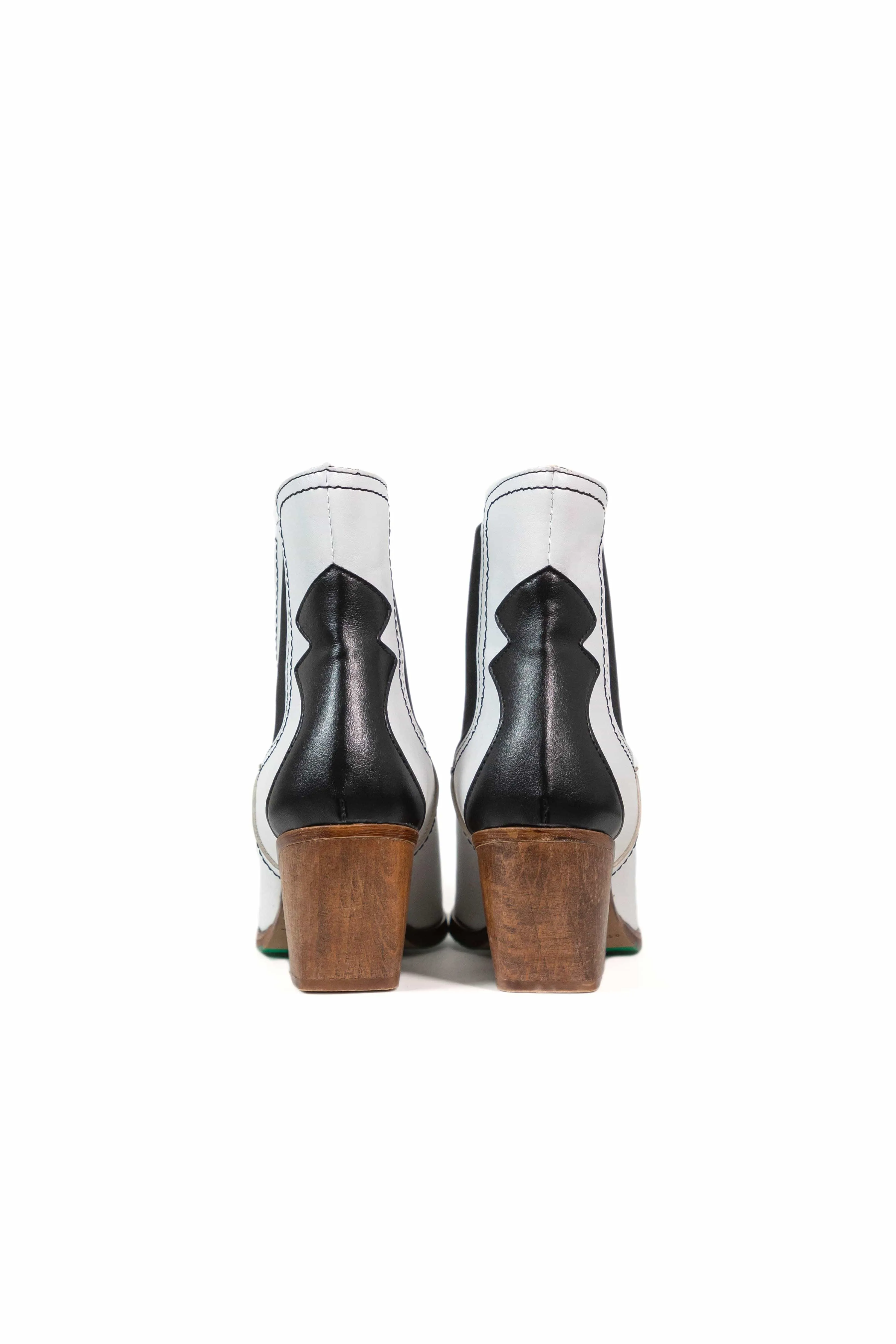 Duke Vegan Apple Leather Chelsea Cowboy Boots | Black & White