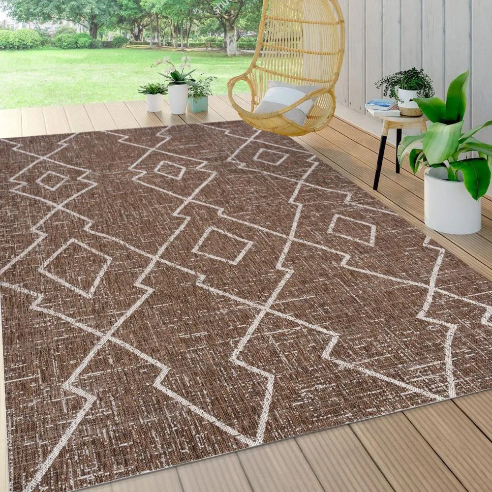 Funchat Carwa Tribal Diamond Trellis Area Rug