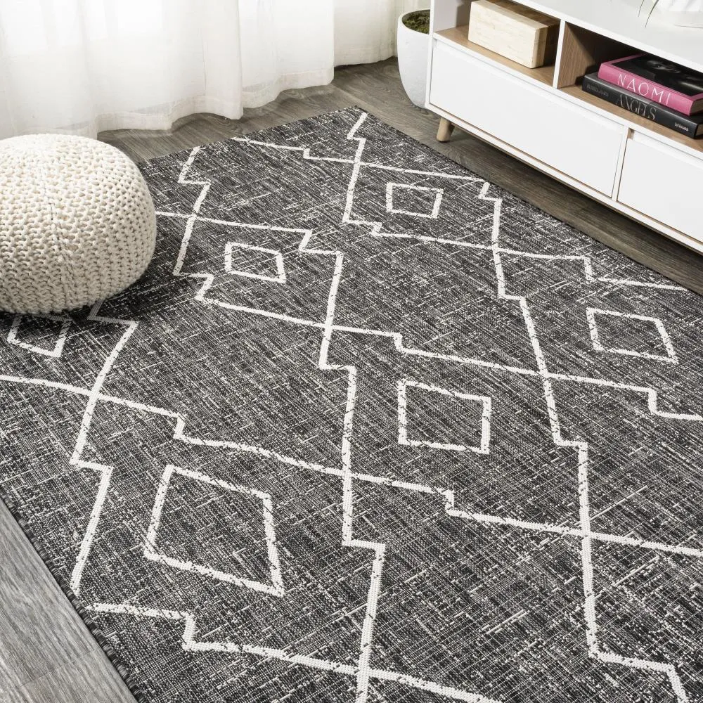 Funchat Carwa Tribal Diamond Trellis Area Rug