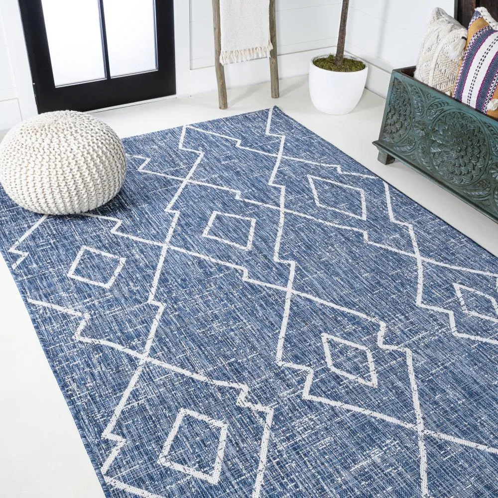 Funchat Carwa Tribal Diamond Trellis Area Rug