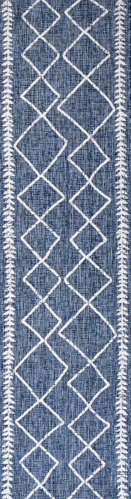 Gandra Derya Tribal Diamond Trellis Area Rug