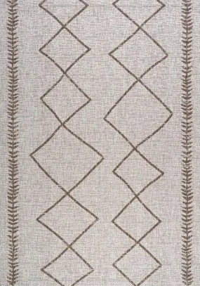 Gandra Derya Tribal Diamond Trellis Area Rug