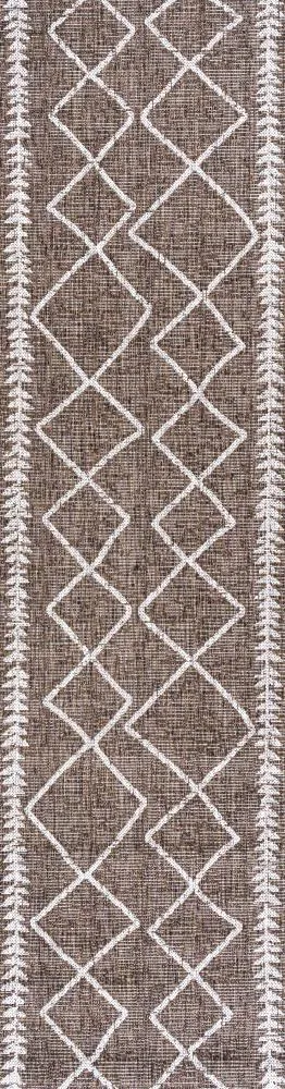 Gandra Derya Tribal Diamond Trellis Area Rug