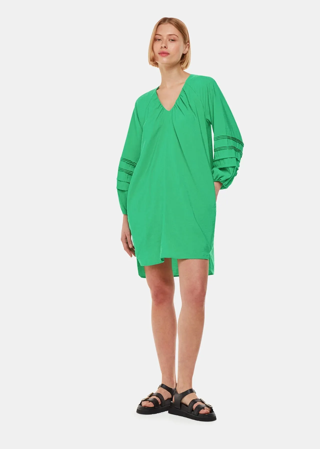 Grace V Neck Dress in Green