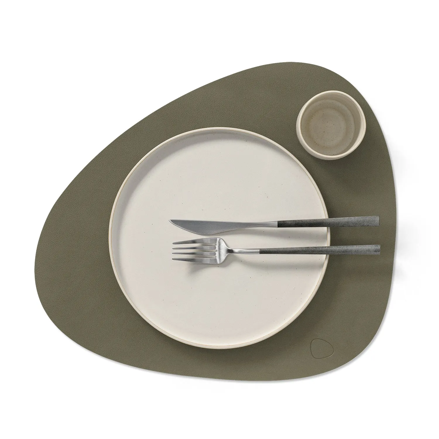 lind dna | table mat | curve large | nupo army green