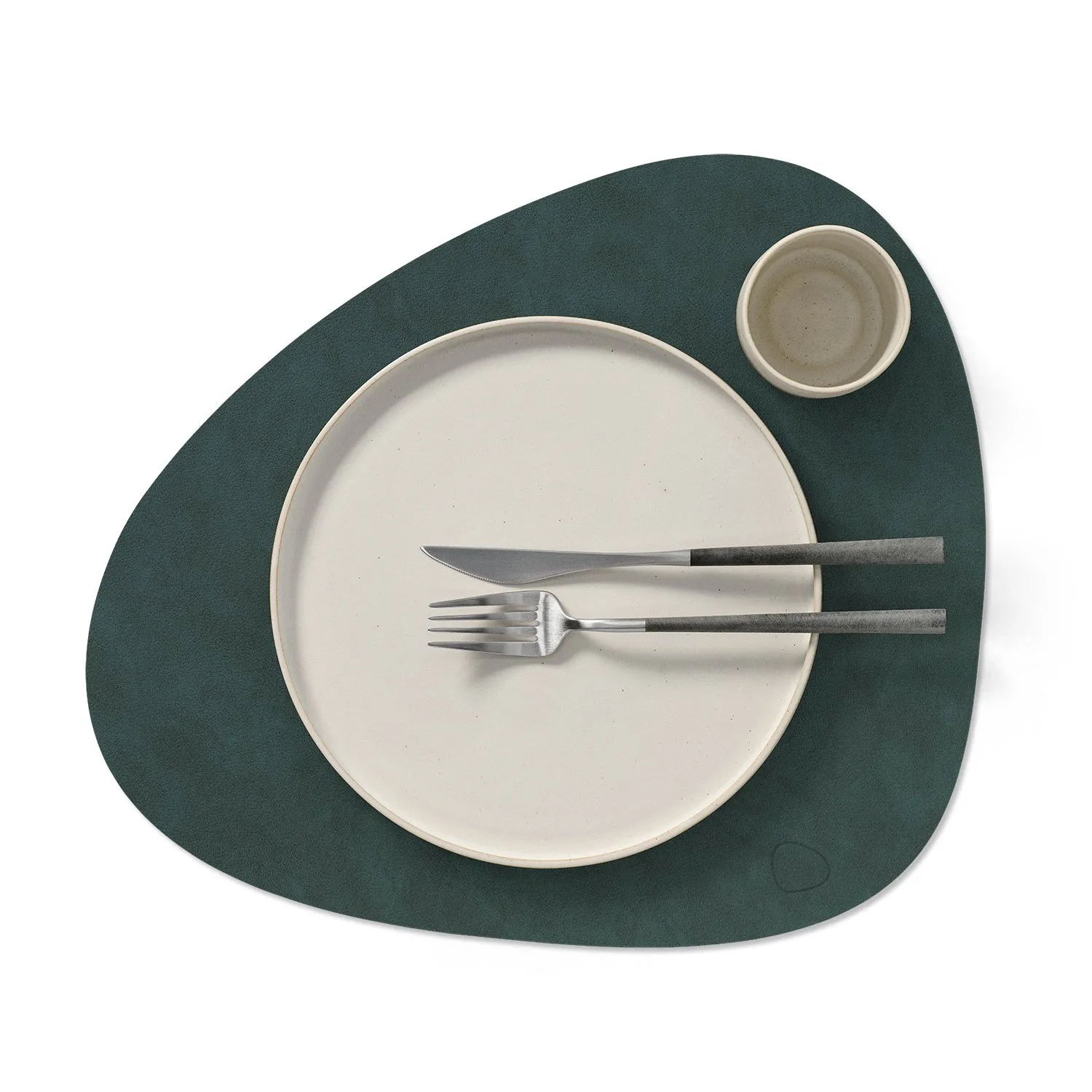 lind dna | table mat | curve large | nupo dark green