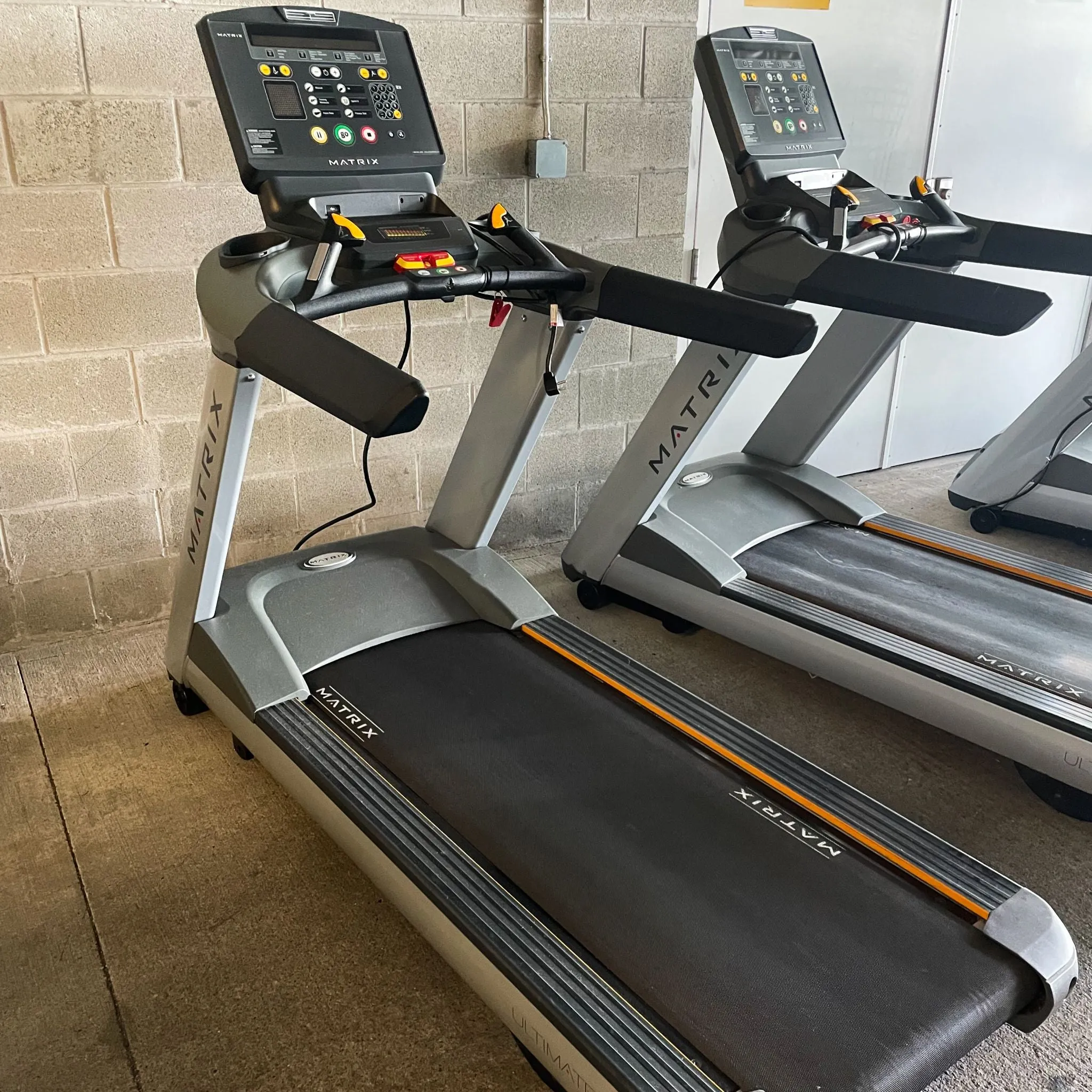 Used Matrix T5x Treadmill